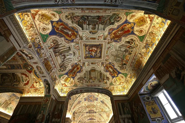 The Vatican library, Vatican museum, Vatican city — Stock Photo, Image