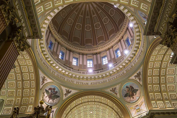 Maria Rainha do Mundo Basílica, Montreal, Quebec, Canadá — Fotografia de Stock