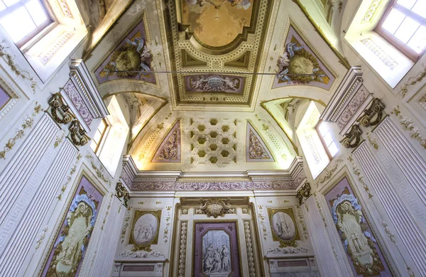 Inredning och Detaljer för Pisa charterhouse, Pisa, Italien — Stockfoto