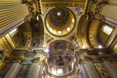 Sant Andrea della Valle Bazilika, Roma, İtalya