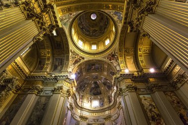 Sant Andrea della Valle Bazilika, Roma, İtalya