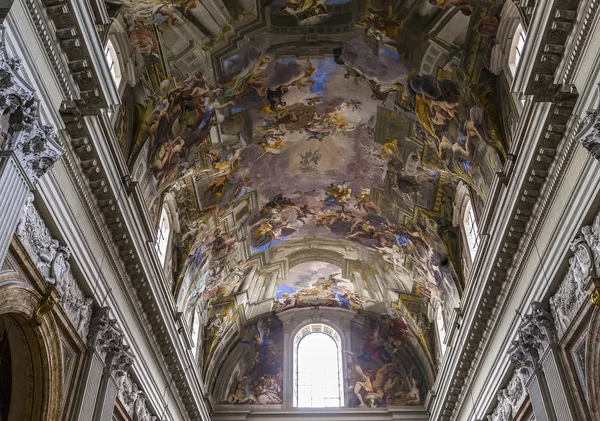 Fresco's van Andrea Pozzo op sant Ignazio kerk plafonds, Rome, Ital — Stockfoto