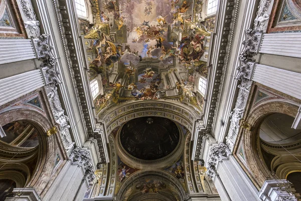 Фрески Андреа Pozzo на sant Ігнаціо церковних стелі, Рим, італ — стокове фото