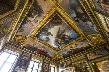 Sully kanat, Louvre, Paris, Fransa