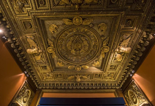 Sully wing, The Louvre, Paris, França — Fotografia de Stock