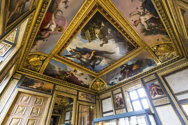 Sully wing, The Louvre, Paris, France — Stock Photo, Image