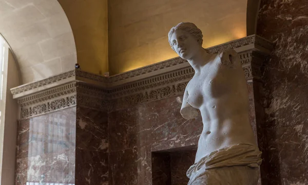 Venus de Milo, El Louvre, París, Francia — Foto de Stock
