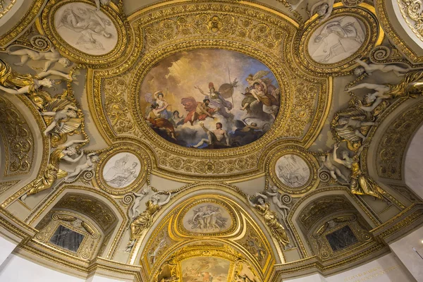 Apartamentos Ana de Austria, El Louvre, París, Francia — Foto de Stock