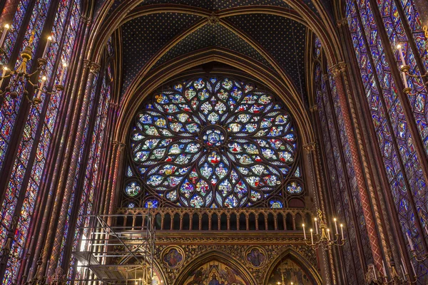A igreja de Sainte Chapelle, Paris, França — Fotografia de Stock