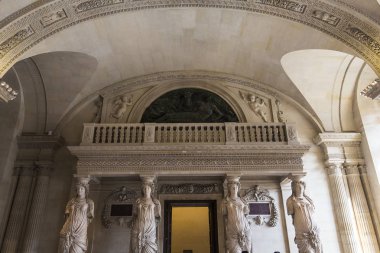 Caryatids Oda, Louvre, Paris, Fransa
