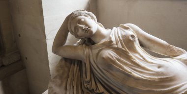 Caryatids Oda, Louvre, Paris, Fransa