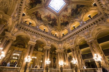 Palais Garnier'e, Paris Opera, iç ve Ayrıntılar