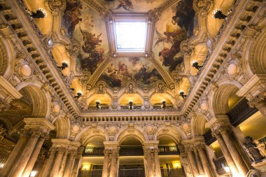 Palais Garnier'e, Paris Opera, iç ve Ayrıntılar