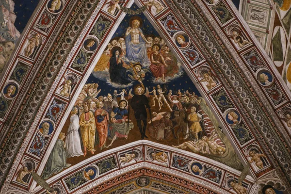 Detaljer om battistero di san Giovanni, Siena, Italia – stockfoto