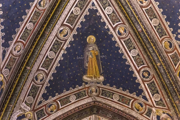 Detalhes do battistero di san Giovanni, Siena, Itália — Fotografia de Stock