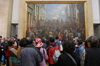 ziyaretçi büyük Galeri, Louvre, Paris, Fransa
