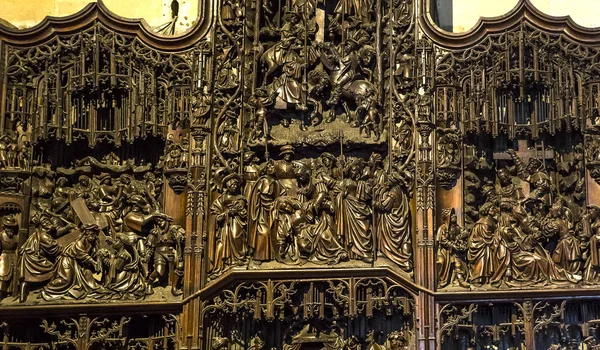 Saint-Germain Auxerrois Kilisesi, Paris, Fransa