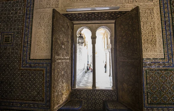 Интерьеры Casa de Pilatos, Seville, Andalusia, spain — стоковое фото