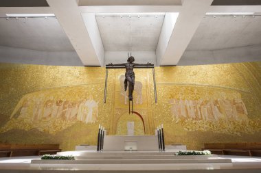 Fatima, Portekiz, 21 Haziran 2017: iç bazilika holy Trinity kutsal Fatima, 21 Haziran 2017, Fatima, Portekiz