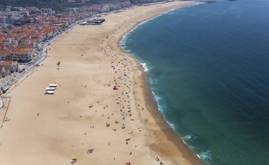El sitio Nazare Beach, Portekiz'den
