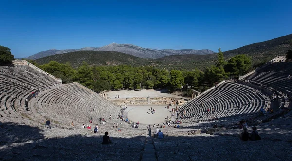 Theater van Epidaurus, Peloponnesos, Griekenland — Stockfoto