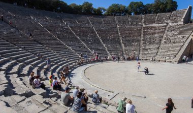 Epidaurus tiyatro, Peloponnese, Yunanistan 