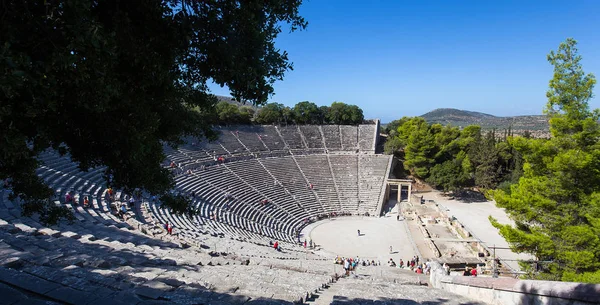 Theater van Epidaurus, Peloponnesos, Griekenland — Stockfoto