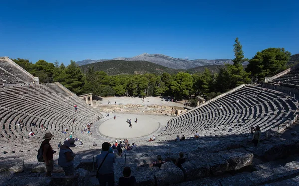 Theater van Epidaurus, Peloponnesos, Griekenland — Stockfoto