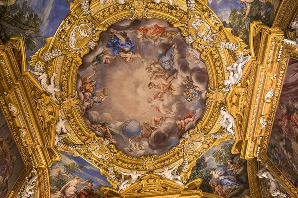 Interni di Palazzo Pitti, Firenze, Italia — Foto Stock