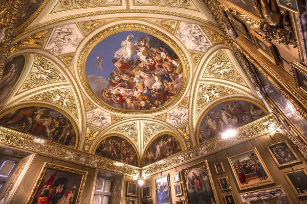 Interieur van het Palazzo Pitti, Florence, Italië — Stockfoto