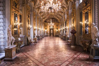 Roma, İtalya, 14 Haziran 2015: iç ve mimari detaylarını Doria Pamphilj Gallery, 14 Haziran 2015, Roma, İtalya
