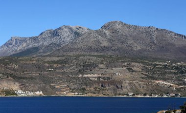 magne Yarımadası'nda, Peloponnese, Yunanistan Limeni Köyü yakınındaki kıyı şeridi 