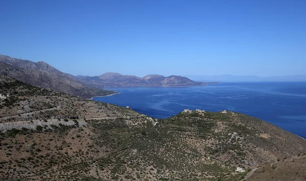 Köy ve sahil şeridi Agios Kyprianos, magne, Peloponnese, Yunanistan 