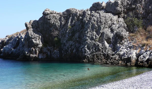 Spiaggia Ghiaia Del Villaggio Kokkala Magne Peloponneso Grecia — Foto Stock