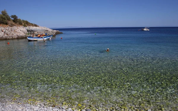 Playa Guijarros Del Pueblo Kokkala Magne Peloponeso Grecia —  Fotos de Stock