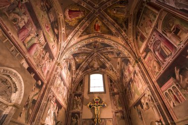 Floransa, İtalya, 26 Ekim 2015: iç mekanlar ve mimari detaylar Santa Croce Bazilika, 26 Ekim 2015 Floransa, İtalya