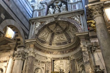 Pisa, İtalya, 06 Haziran 2016: iç mekanlar ve mimari detaylar Pisa Katedrali, 06 Haziran 2016 Pisa, İtalya