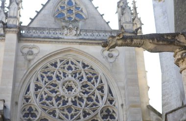 Pierrefonds, Fransa, 13 Ağustos 2016: dış ve içinde Pierrefonds, Oise, Fransa chateau de Pierrefonds, 15 Ağustos, 2016 mimari detaylar