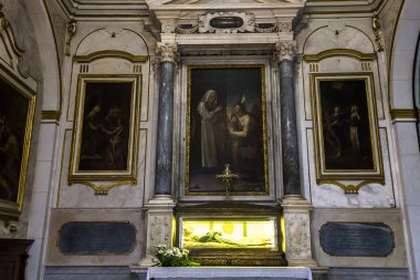 Lucca, İtalya, 04 Haziran 2016: iç mekanlar ve mimari detaylar san Frediano bazilika, 04 Haziran 2016 Lucca, Toskana, İtalya