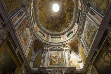 Lucca, İtalya, 04 Haziran 2016: iç mekanlar ve mimari detaylar san Frediano bazilika, 04 Haziran 2016 Lucca, Toskana, İtalya