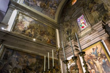 Lucca, İtalya, 07 Haziran 2016: mimari detaylar San Paolino Kilisesi, 07 Haziran 2016 Lucca, Toskana, İtalya