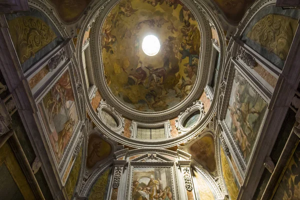 Lucca Italien Juni 2016 Interiörer Och Arkitektoniska Detaljer Basilikan San — Stockfoto