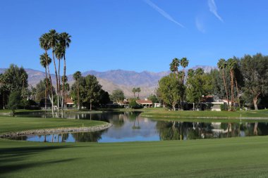 Rancho Mirage, California'da - 03 Nisan 2015: golf sahası görünümü Ana ilham golf turnuvasında Lpga tur, 03 Nisan 2015 The Mission Hills şehir kulübü, Rancho Mirage, Kaliforniya