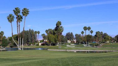 Rancho Mirage, California'da - 03 Nisan 2015: golf sahası görünümü Ana ilham golf turnuvasında Lpga tur, 03 Nisan 2015 The Mission Hills şehir kulübü, Rancho Mirage, Kaliforniya