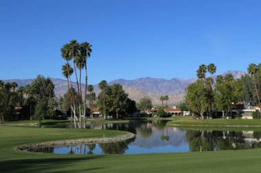 Rancho Mirage, California'da - 03 Nisan 2015: golf sahası görünümü Ana ilham golf turnuvasında Lpga tur, 03 Nisan 2015 The Mission Hills şehir kulübü, Rancho Mirage, Kaliforniya