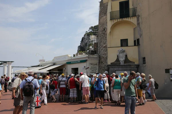 Capri Adası, İtalya, 09 Haziran 2015: güneşli kartpostal Capri Adası 09 Haziran 2015, Capri Adası, Capri, İtalya
