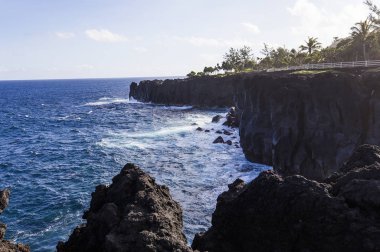 Kapak mechant kıyı şeridi, La Reunion Adası, Fransa