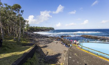 Kapak mechant kıyı şeridi, La Reunion Adası, Fransa