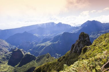 Piton Maido, La Reunion Adası üzerinden Mafate sirk