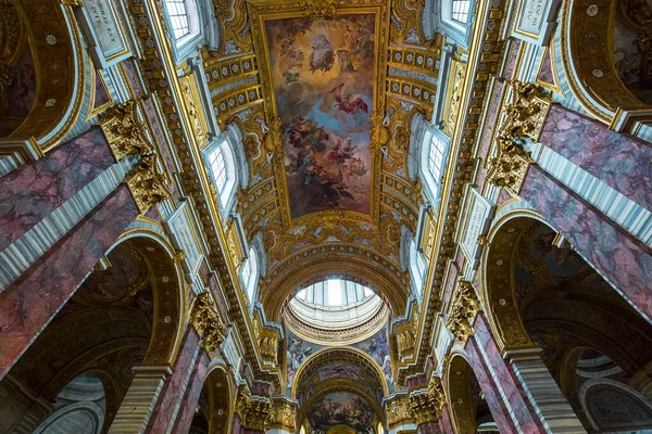 Церковь Сан Карло-аль-Корсо, Рим, Италия — стоковое фото